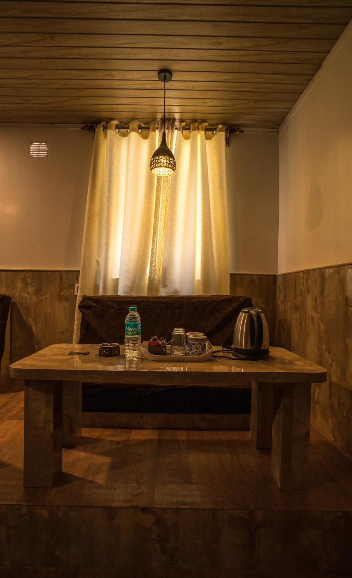 Darjeeling Guest House Deluxe 外观 照片